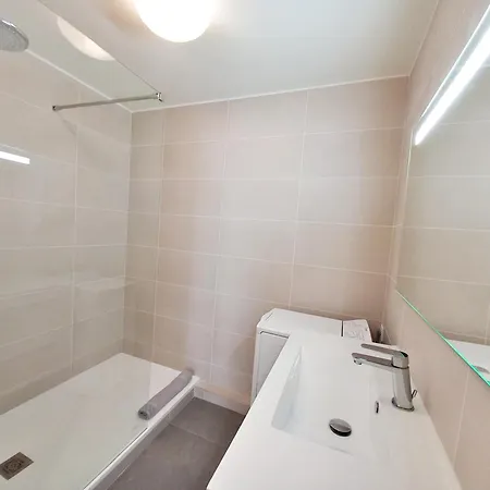 Apartment T2 Port - Wifi Clim Frejus